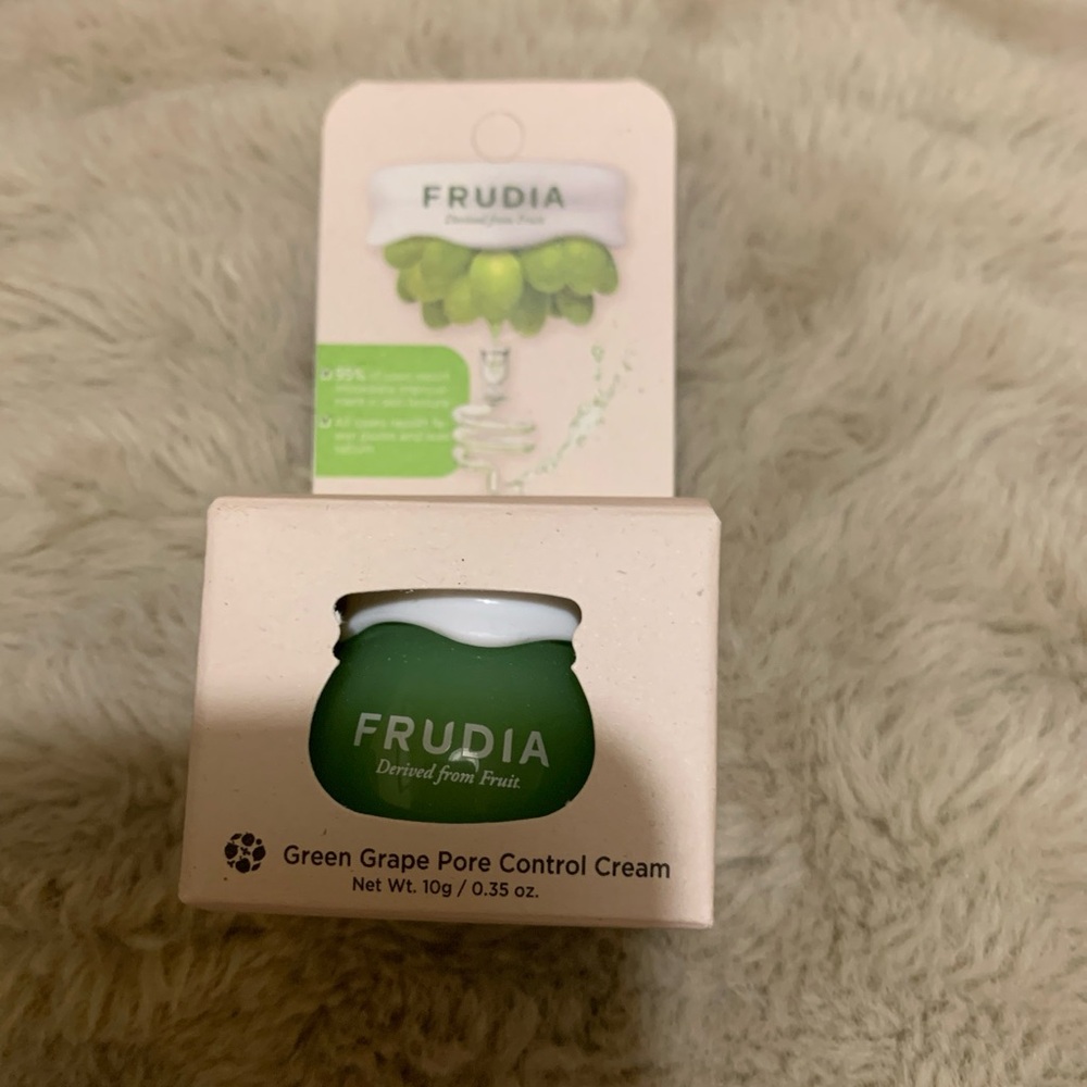 FRUDIA Green Grape Pore Control Cream Mini Size 0.35 fl oz ea NIB
